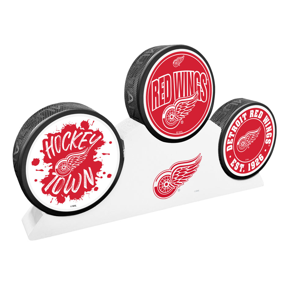 Detroit Red Wings - 3 Puck Podium Set