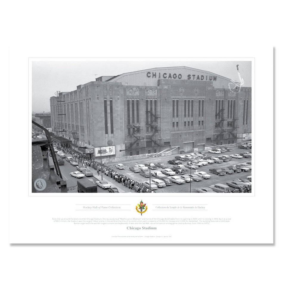 Chicago Blackhawks Memorabilia - Madhouse on Madison Black & White Classic - 12" x 16" Print