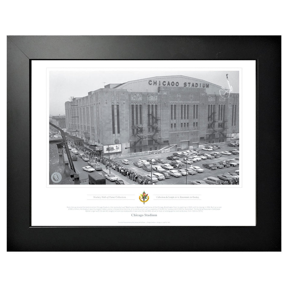 Chicago Blackhawks Memorabilia - Madhouse on Madison Black & White Classic - 12" x 16" Frame
